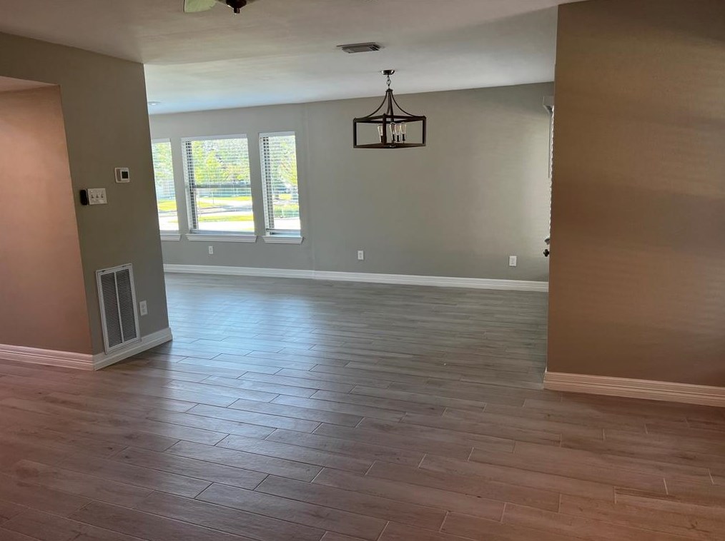 4623 Sunshine Dr, Sugar Land TX 77479-2059 exterior