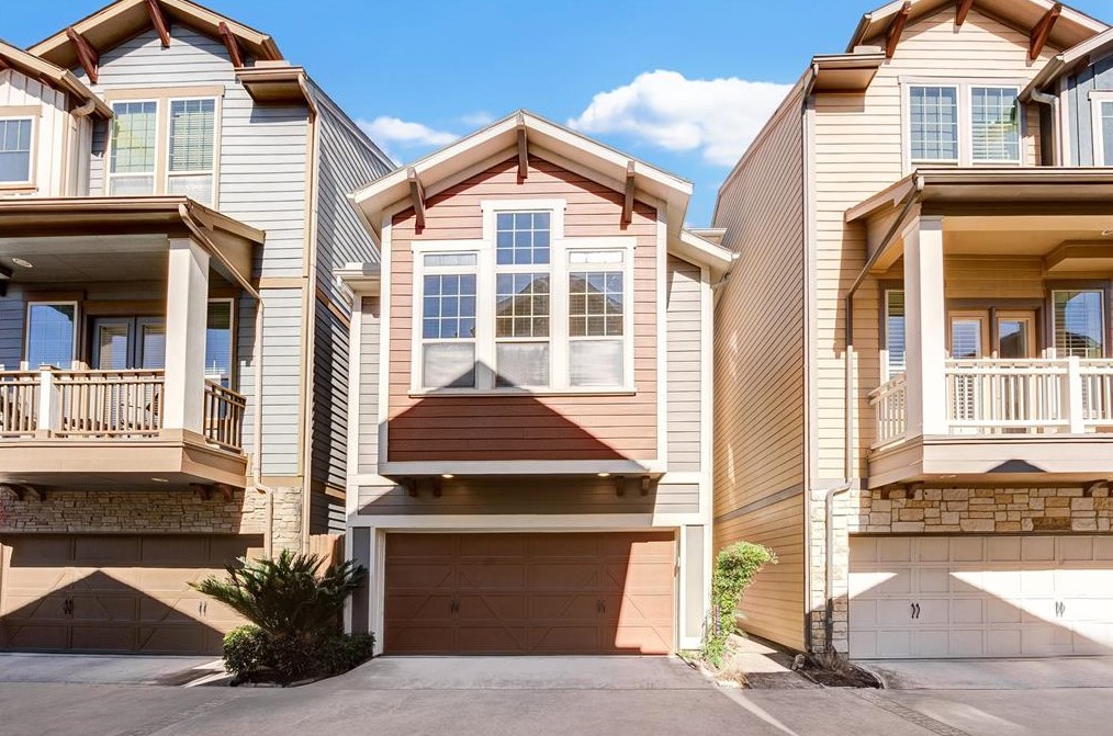 754 Nicholson St, Houston, TX 77007