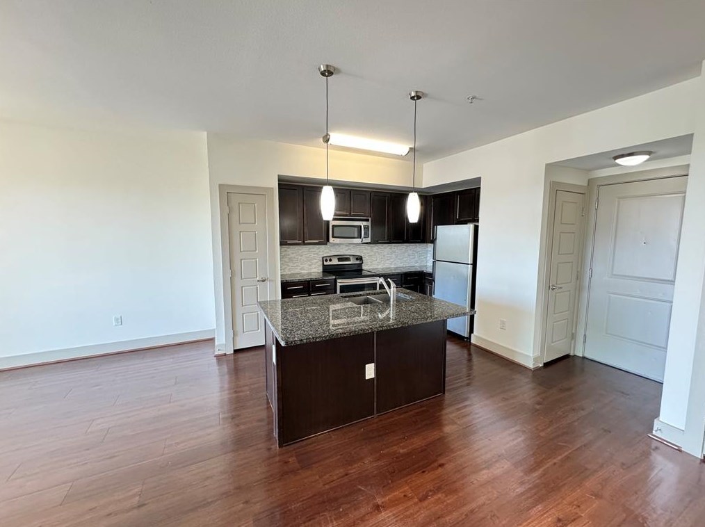 145 Heights Blvd, Houston TX  77007-3728 exterior