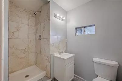 5322 Westover Street, Houston, TX 77033 - Photo 8