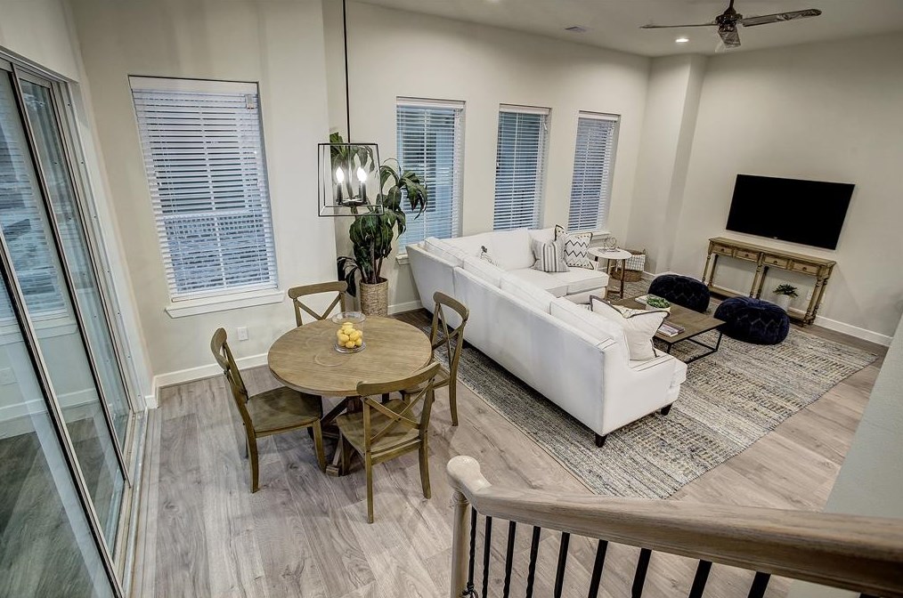 3017 Hicks, Houston TX  77007-3815 exterior