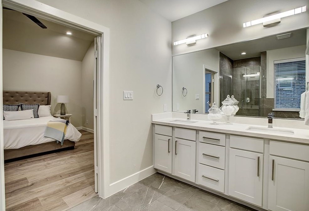 3017 Hicks, Houston TX  77007-3815 exterior