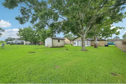 5110 3rd Street, Danbury, TX 77534 - Photo 38