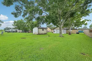 5110 3 Rd St, Danbury, TX 77534 - Photo 38