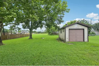 5110 3rd Street, Danbury, TX 77534 - Photo 34