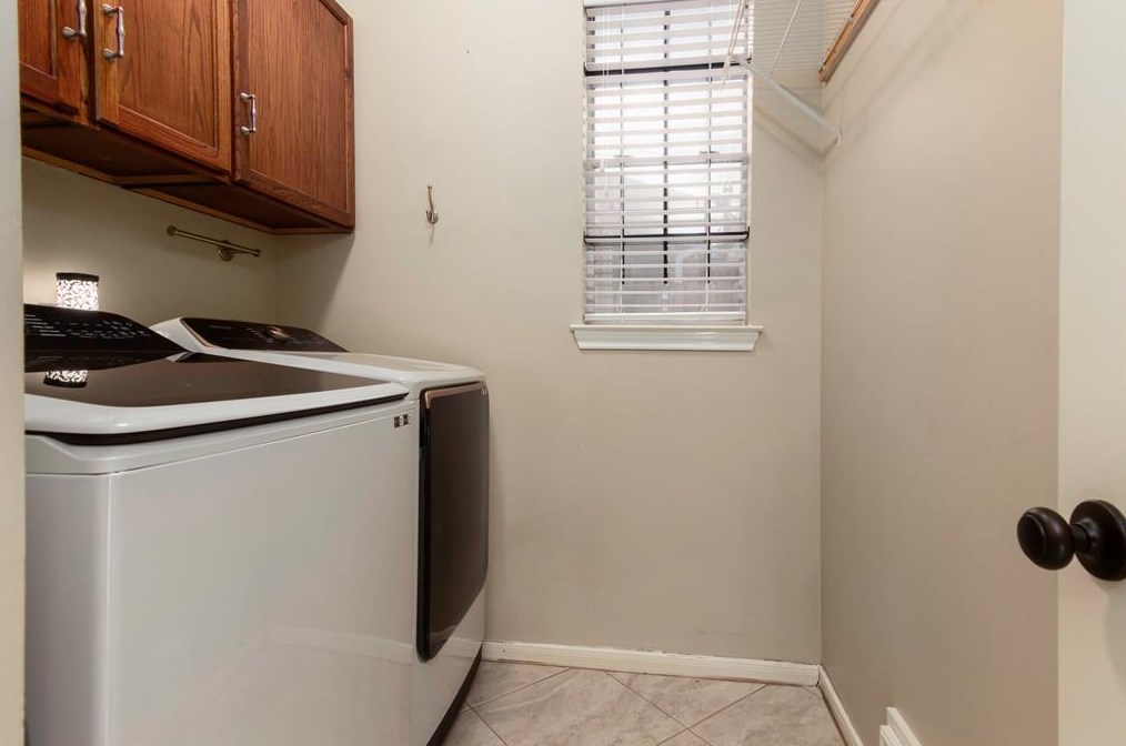 1603 Almond Brk Ln, Houston TX  77062-8015 exterior