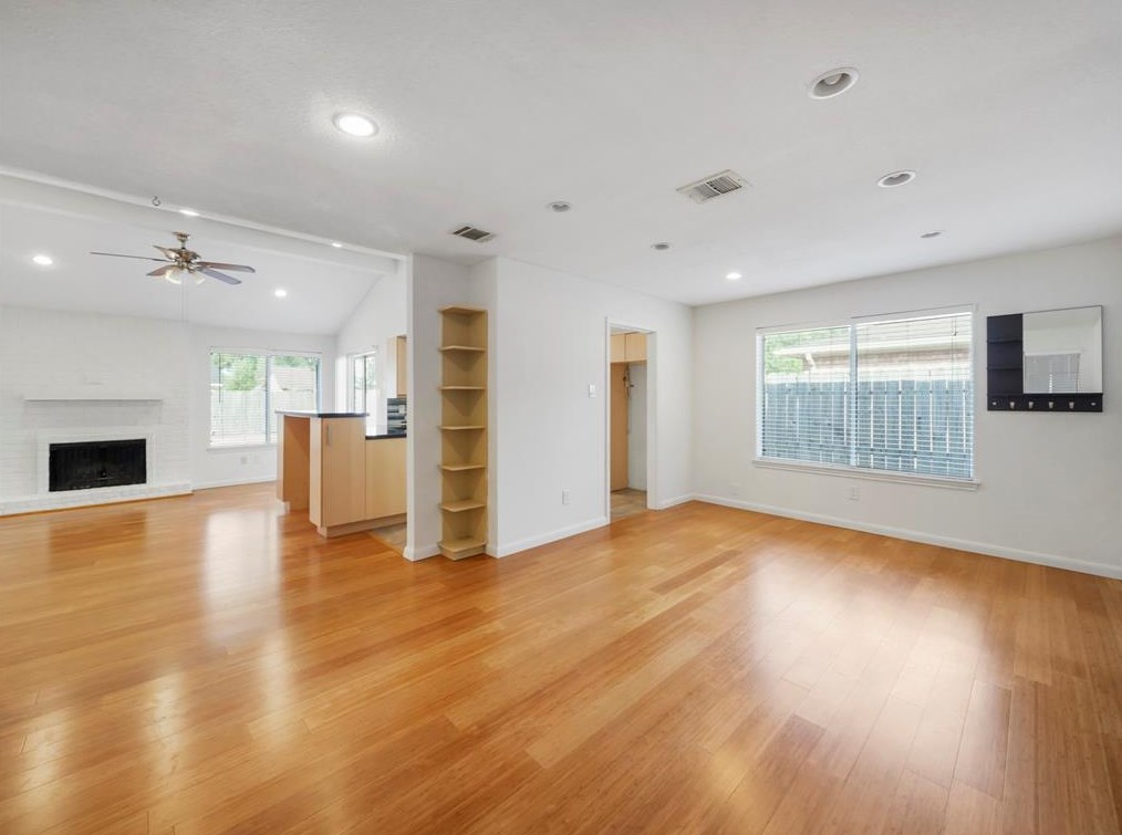 1223 Bramblebury Dr, Sugar Land, TX 77498