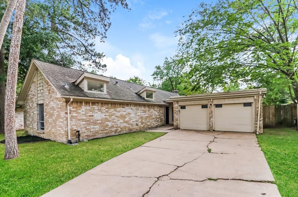 23027 Earlmist Dr, Spring TX  77373-6410 exterior