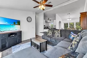 336 River Oaks Dr, Trinity, TX 75862 - Photo 4