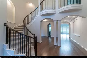 710 Woodbinde, League City, TX 77573 - Photo 2