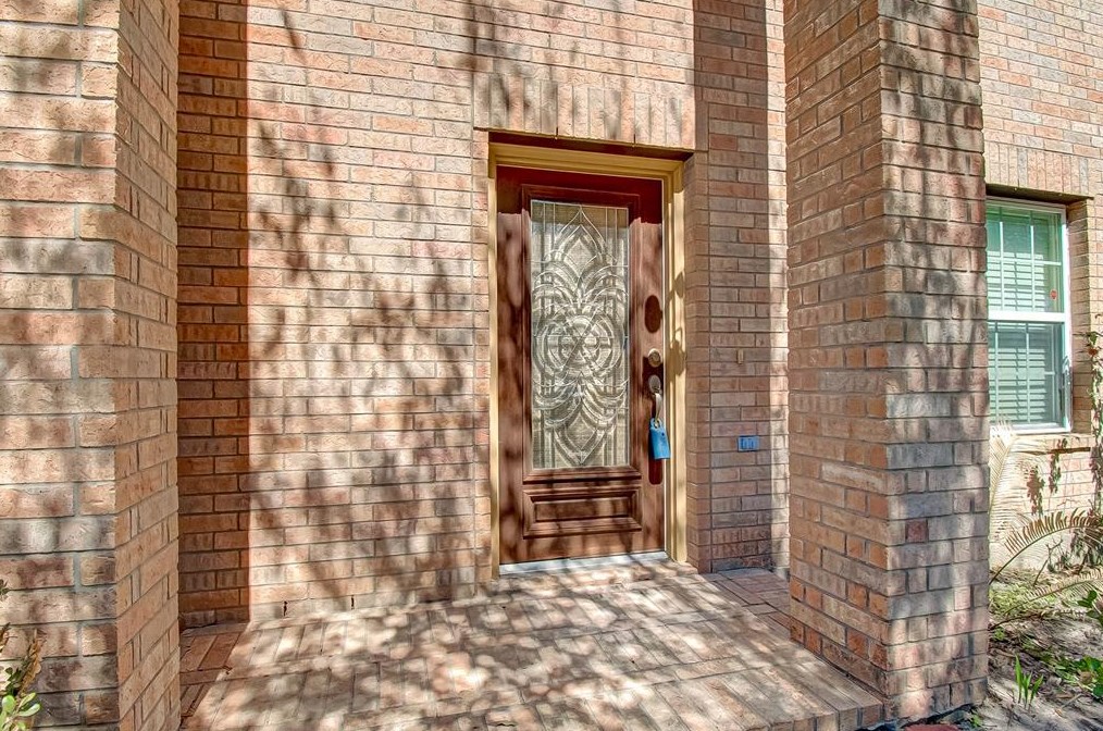 6426 Star Shadow Ln, Houston, TX 77066-3265