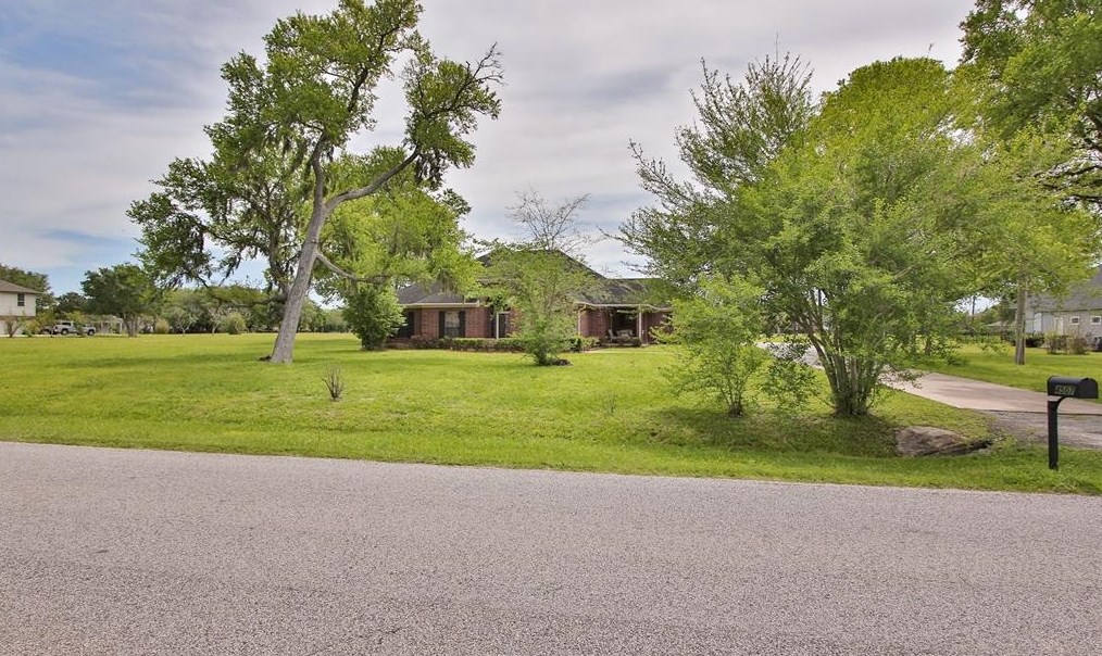 4507 Trammel Fresno Rd, Missouri City, TX 77459-7037