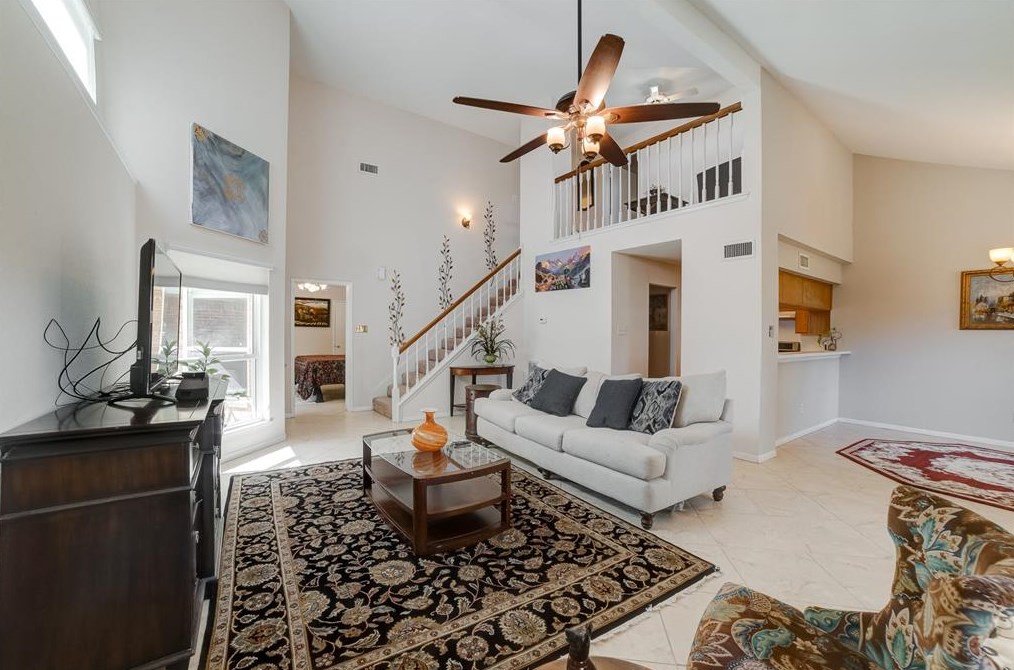 13518 Lynnville Dr, Houston TX  77065-3158 exterior