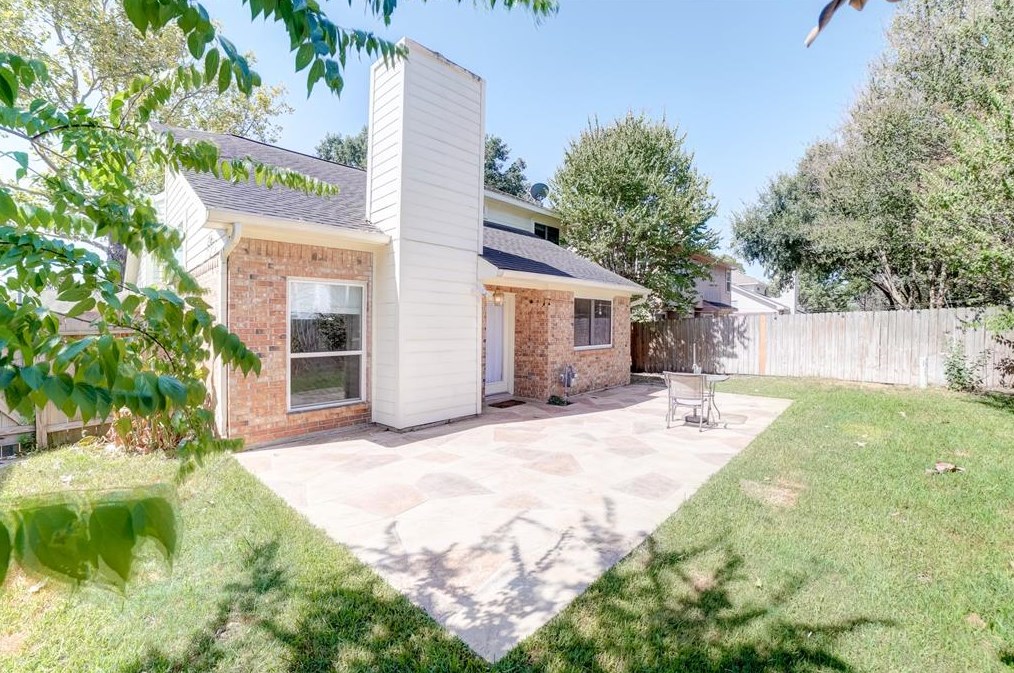 13518 Lynnville Dr, Houston TX  77065-3158 exterior