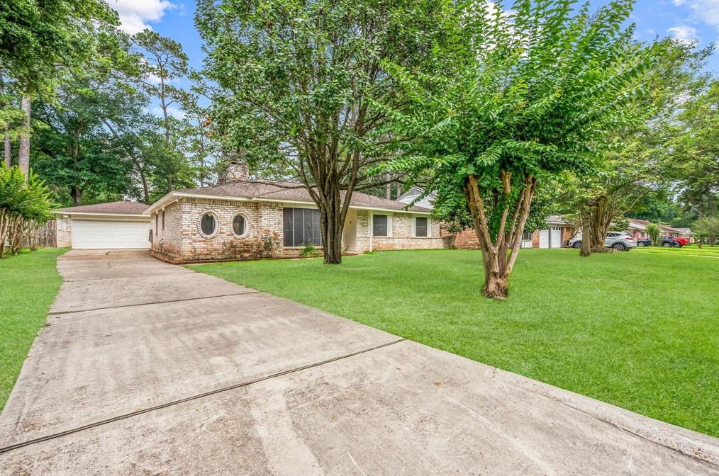 23302 Birnam Wood Blvd, Spring TX  77373-6862 exterior