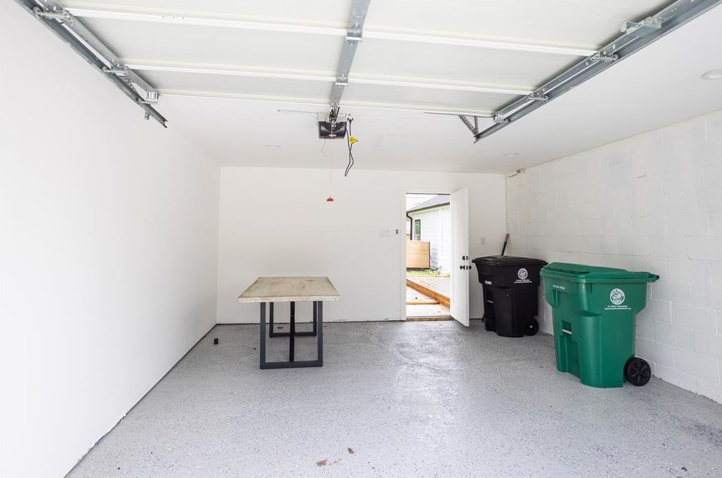 1017 Joyce, Houston TX 77009-2030 exterior