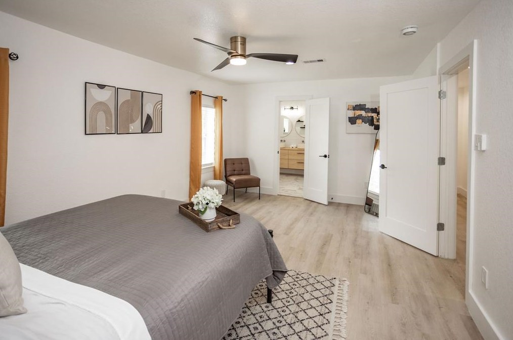 1017 Joyce, Houston TX 77009-2030 exterior