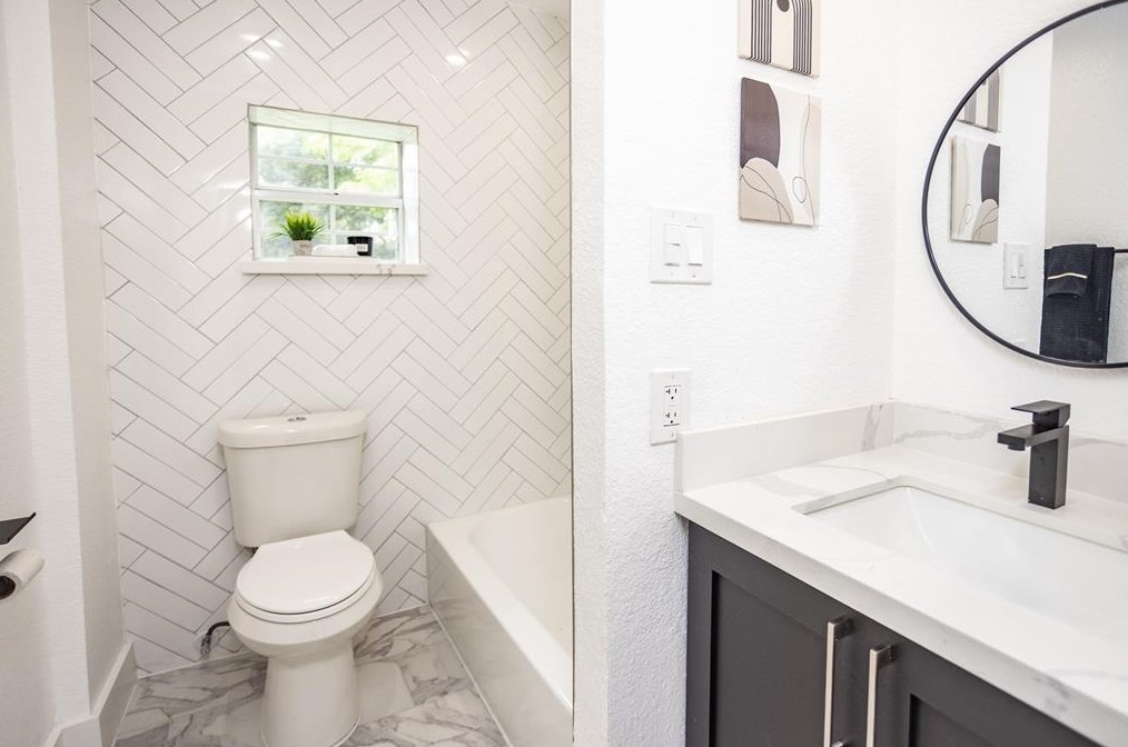 1017 Joyce, Houston TX 77009-2030 exterior