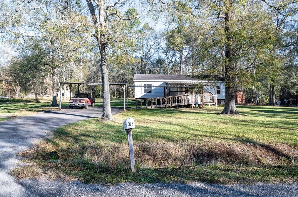 323 Meeker St, Crosby, TX 77532-7413