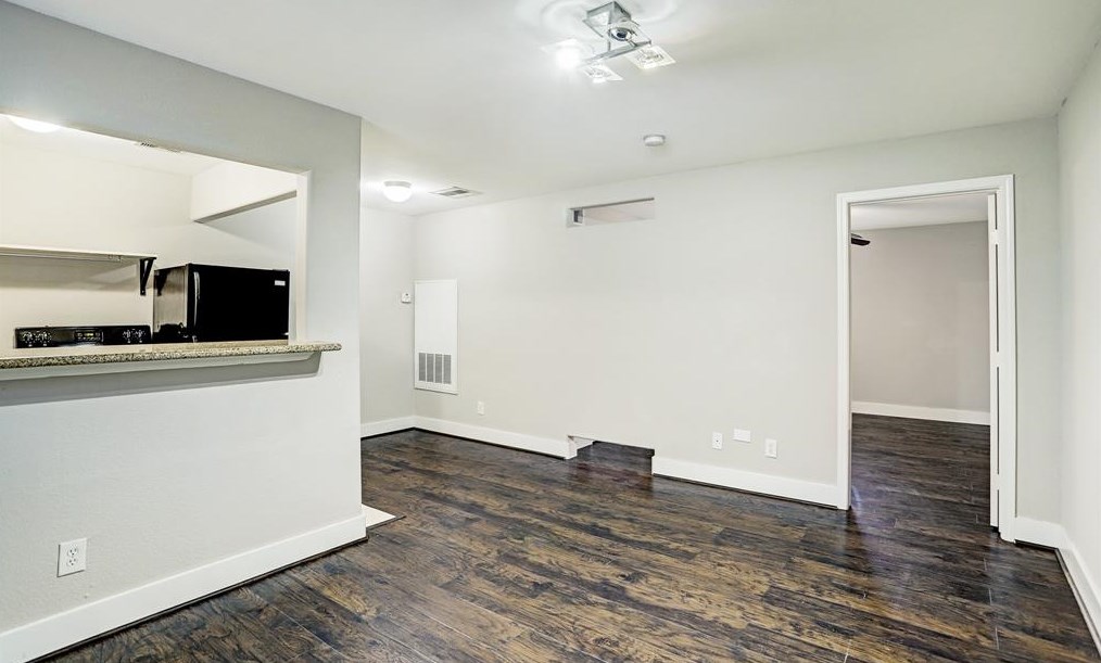 405 Hawthorne St #7, Houston, TX 77006