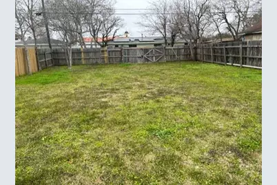 1022 W 8th Street, Freeport, TX 77541 - Photo 10