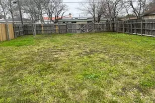 1022 W 8th St, Freeport, TX 77541 - Photo 10