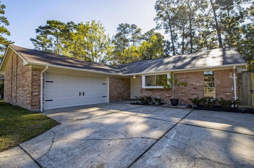 3022 Deer Valley Dr, Spring TX  77373-6022 exterior