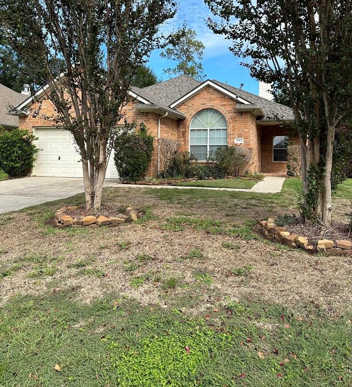 2013 Lulach Ln, Conroe, TX 77301