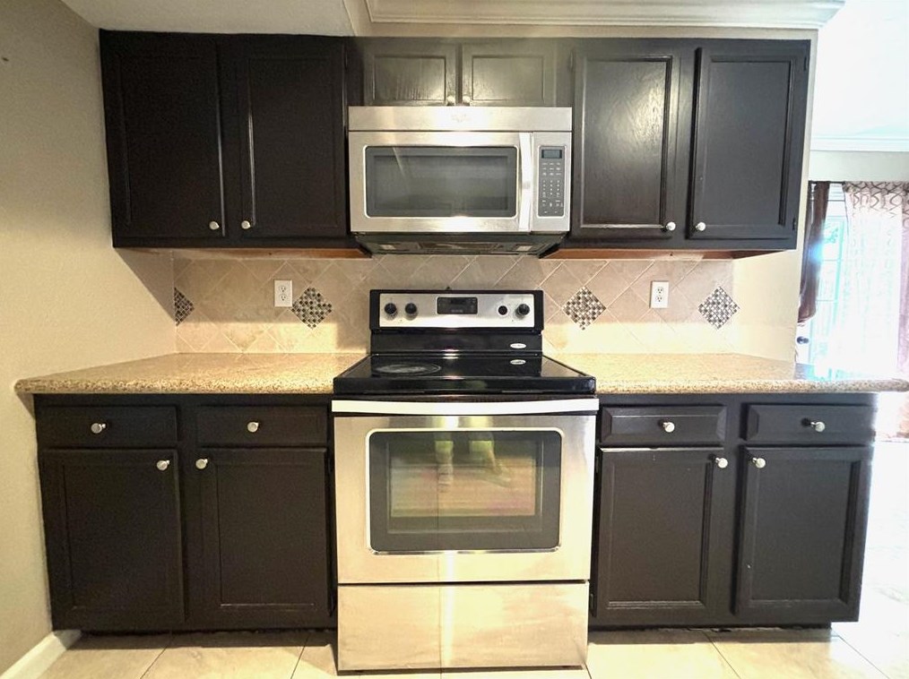 6634 Tara Dr, Richmond, TX 77469