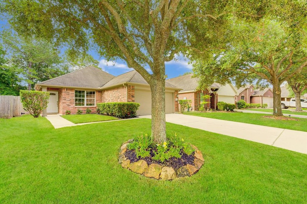 1438 Meadowhigh Ln, Spring TX 77373-7866 exterior