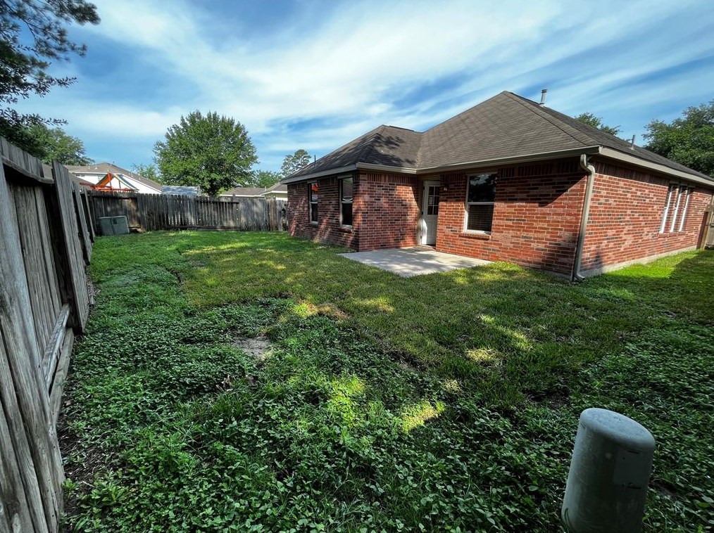 1438 Meadowhigh Ln, Spring TX 77373-7866 exterior