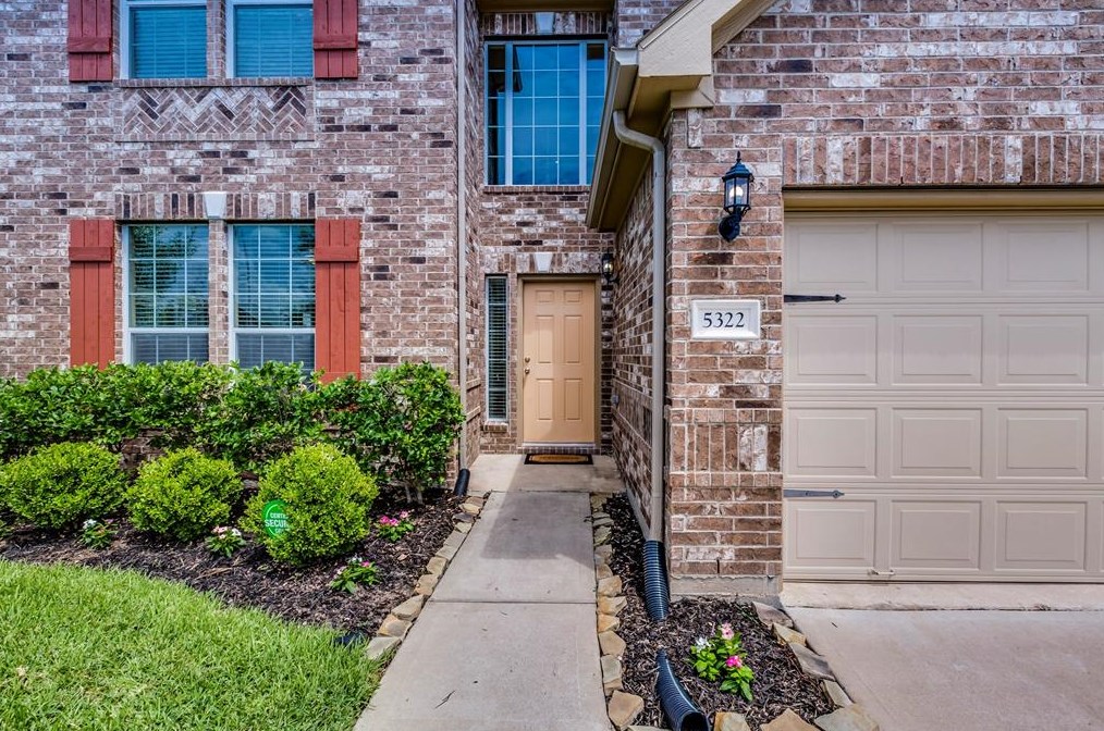 5322 Jay Thrush Dr, Richmond, TX 77407