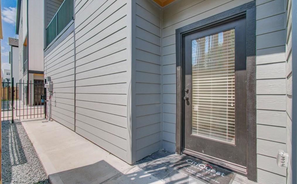 2343 Eagle St, Houston TX  77004-5207 exterior