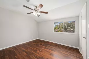 6046 W Airport Blvd, Houston, TX 77035 - Photo 12