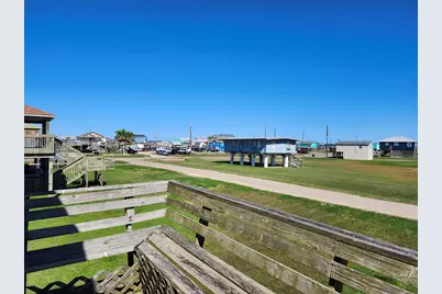 1218 Middle, Surfside Beach, TX 77541 - Photo 10