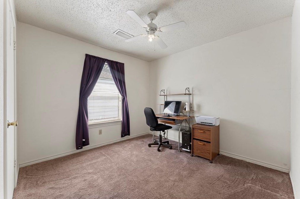 7017 Hershe St, Houston TX  77020-5115 exterior