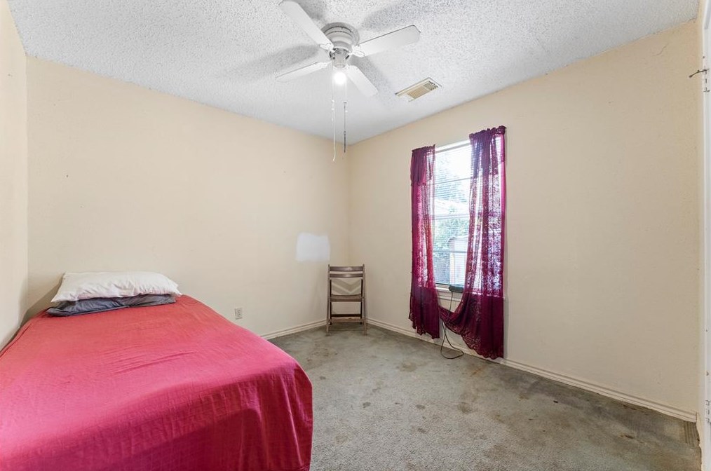 7017 Hershe St, Houston TX  77020-5115 exterior