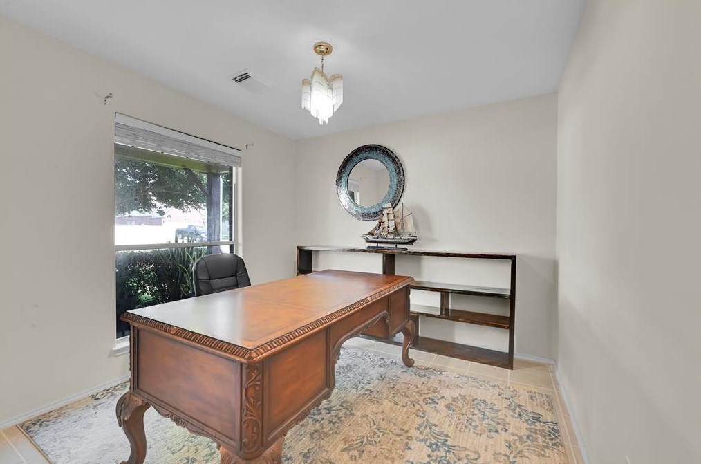 1910 Cascade House Dr, Humble, TX 77396-4212