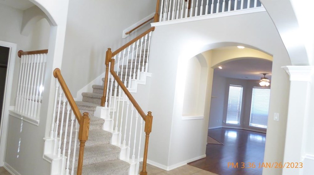 10142 Lazy Lagoon, Houston, TX 77065