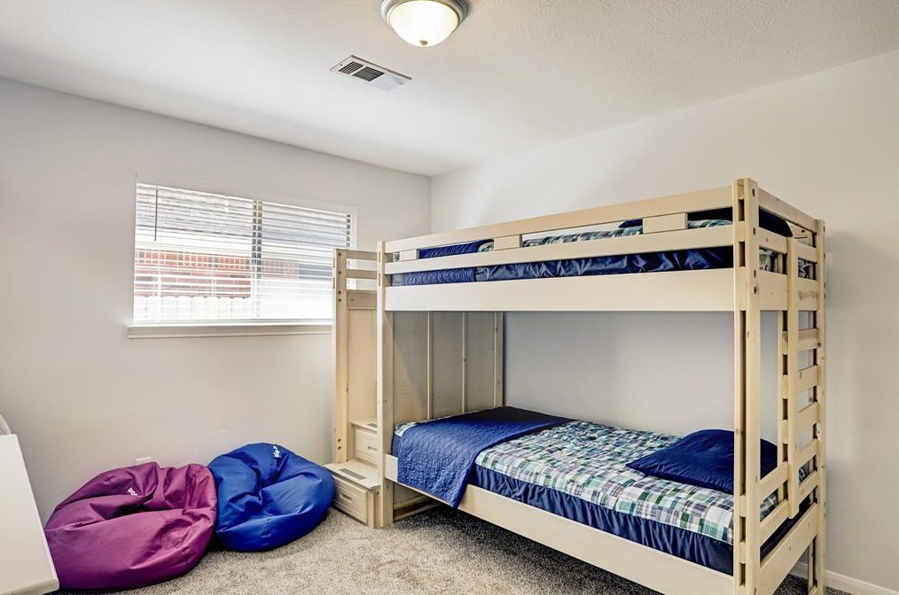 8755 Copperbrook Dr, Houston TX  77095-4575 exterior