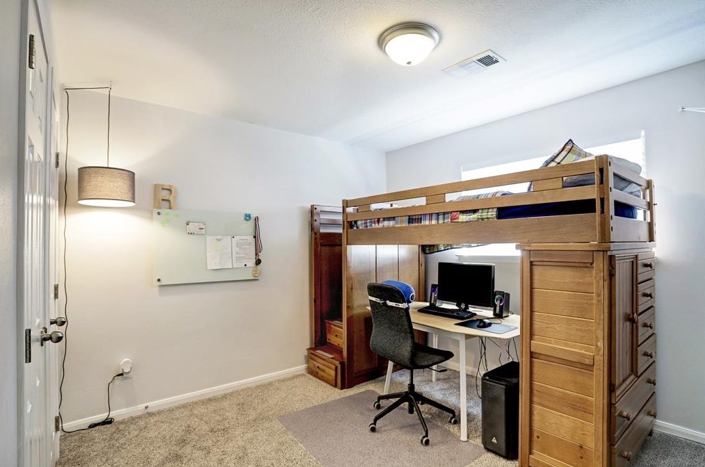 8755 Copperbrook Dr, Houston TX  77095-4575 exterior