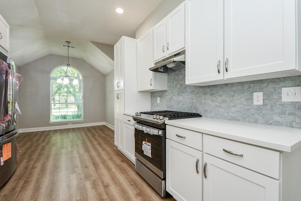 12902 Dove Pt Ln, Houston TX  77041-4257 exterior