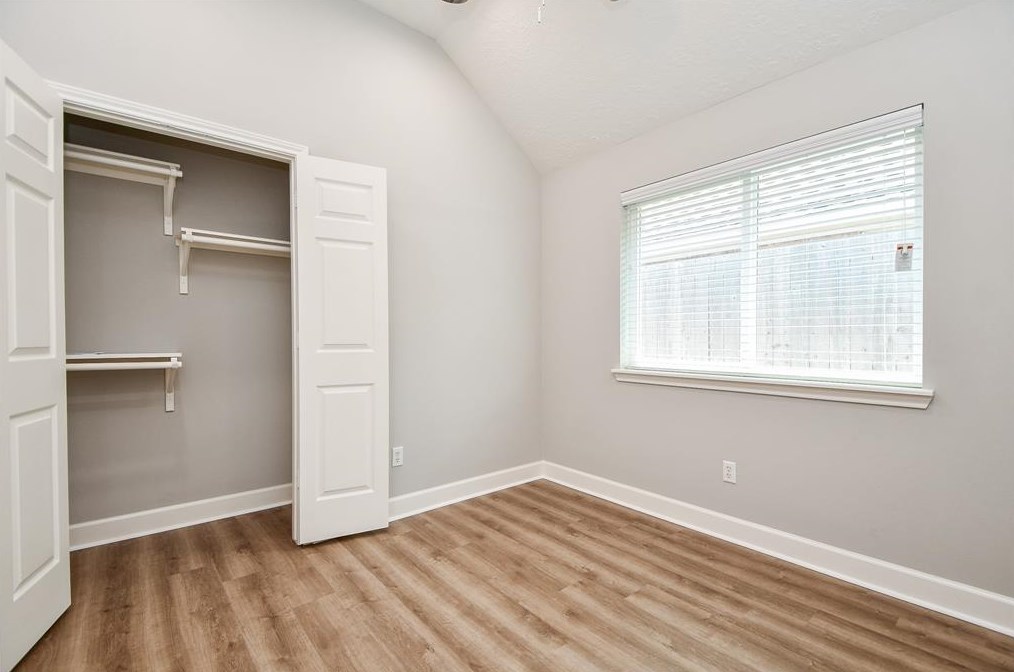 12902 Dove Pt Ln, Houston TX  77041-4257 exterior