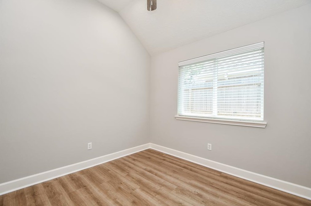 12902 Dove Pt Ln, Houston TX  77041-4257 exterior