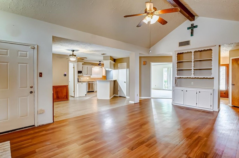 4222 Colombia Dr, Pasadena TX 77504-2515 exterior