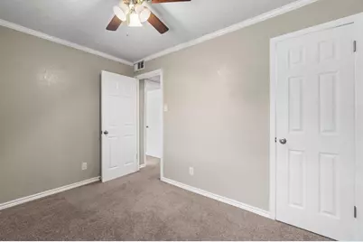 215 Sandy Ridge Drive, Livingston, TX 77351 - Photo 18