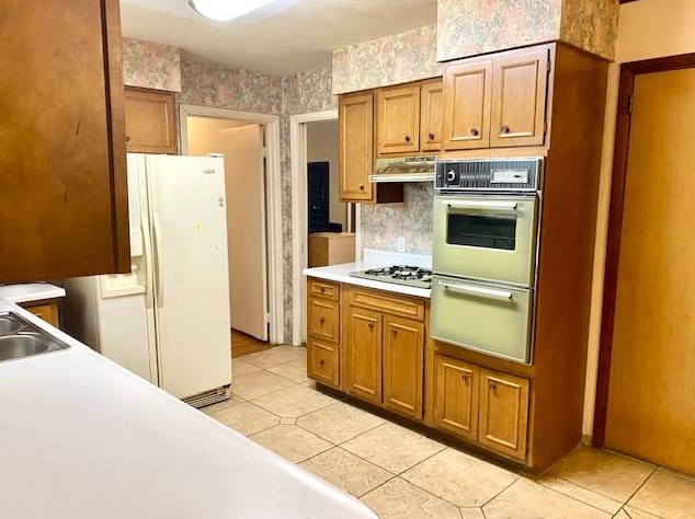 2218 Nina Lee Ln, Houston TX  77092-5240 exterior