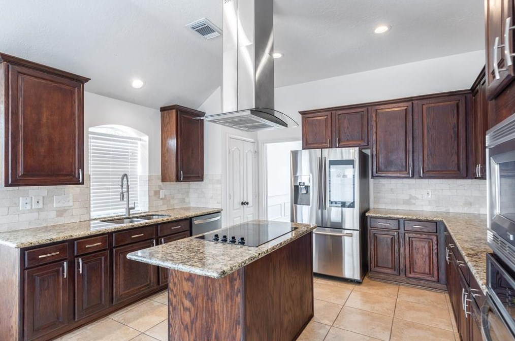 13706 Clareton Ln, Cypress TX  77429-7702 exterior