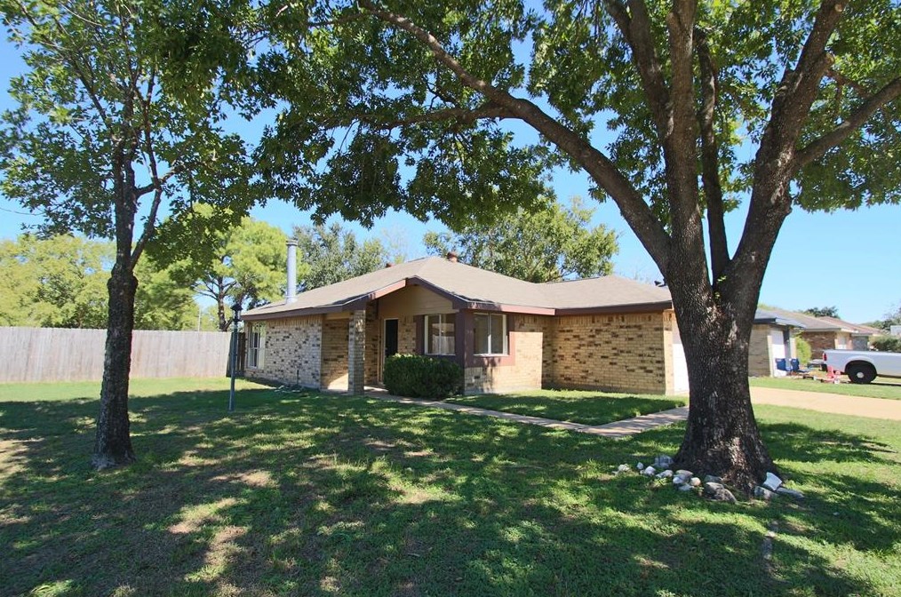 17530 Davenway Dr, Houston, TX 77084