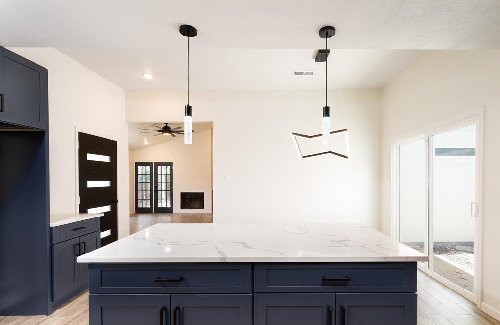 13155 Pebblewalk Cir, Houston TX  77041-1824 exterior